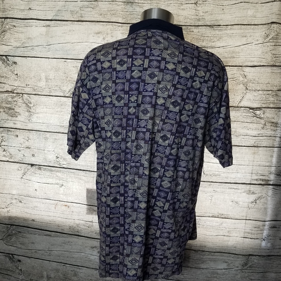 Navy Blue Comfort Platinum Shirt Size Large.Pit to pit approx:  24 inches Rig - Picture 4 of 7